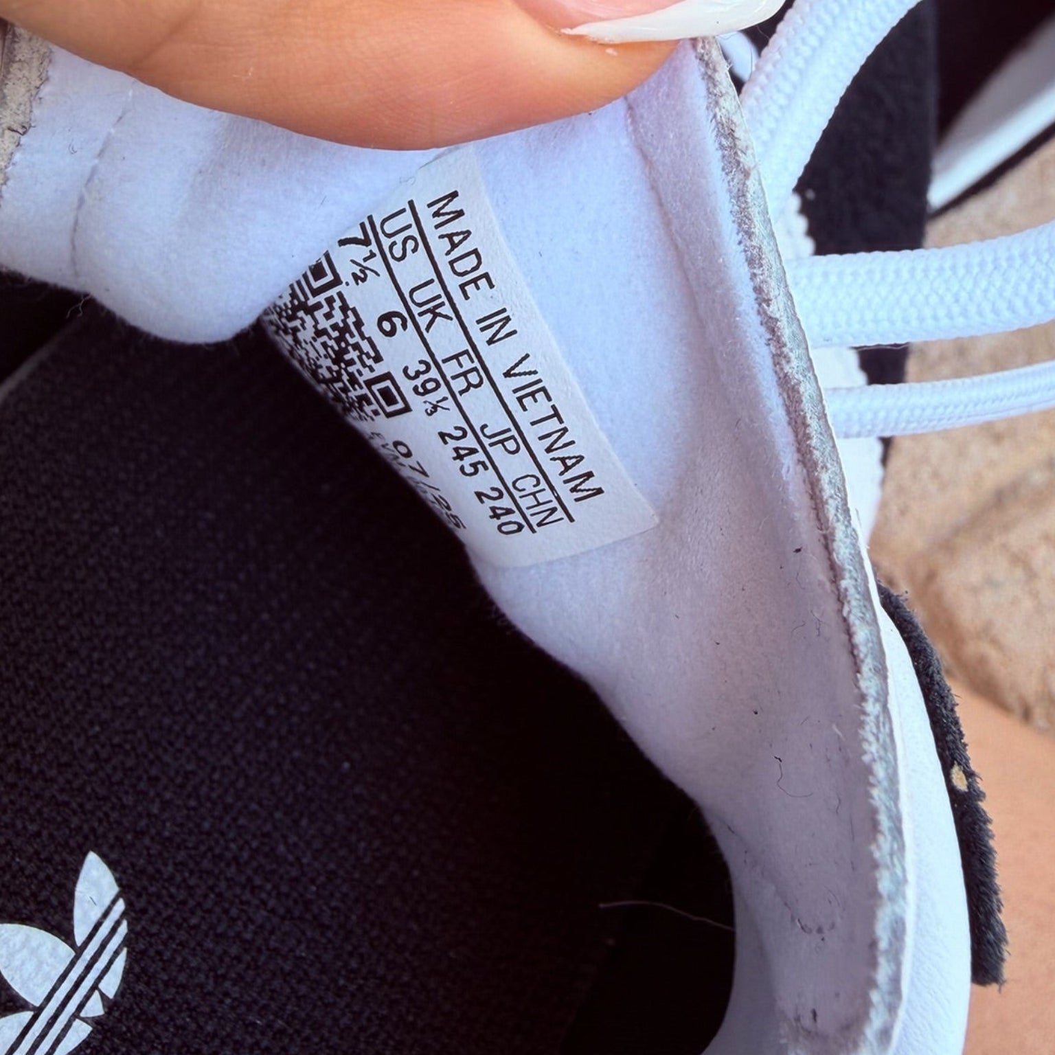 Adidas Tokyo City Series Sneakers Size 7.5 | Women's Retro Leather Sneakers