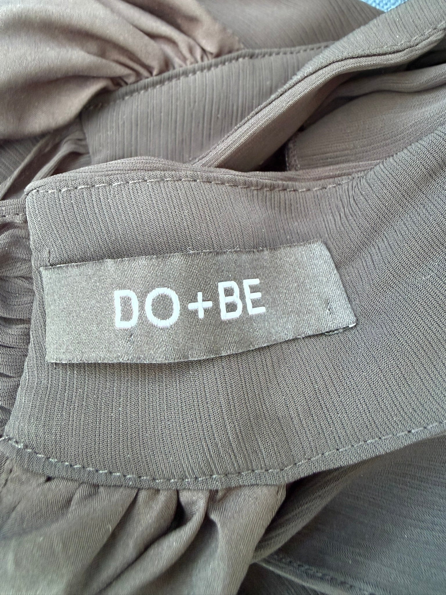 Do + Be Black Halter Rosette Halter Top Size Small