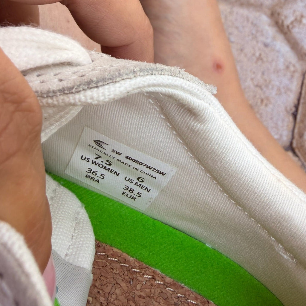 Cariuma OCA Low Off-White Sneakers Size 7.5 | Women's Canvas Sneakers