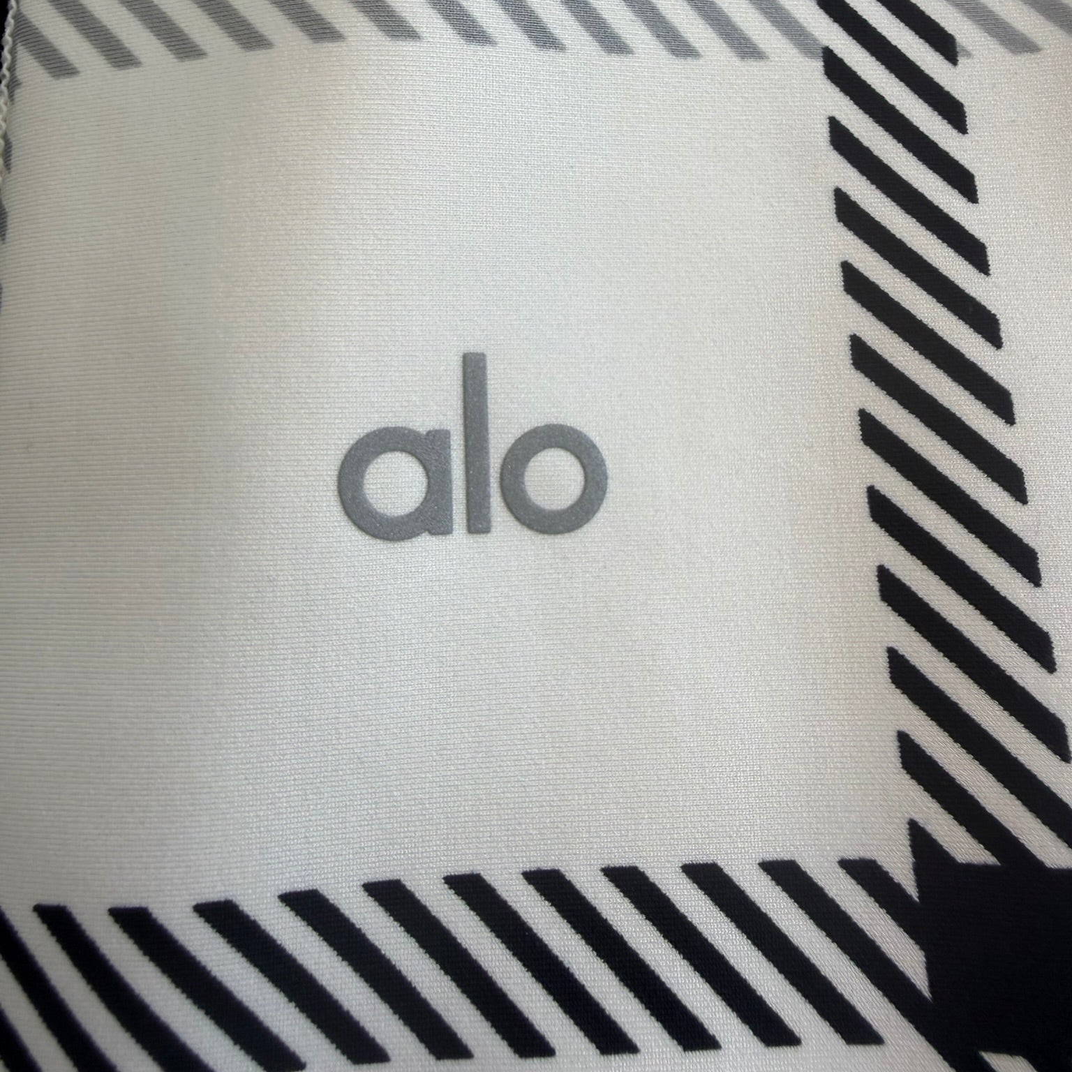 Alo Yoga Plaid Matching Set Size Medium