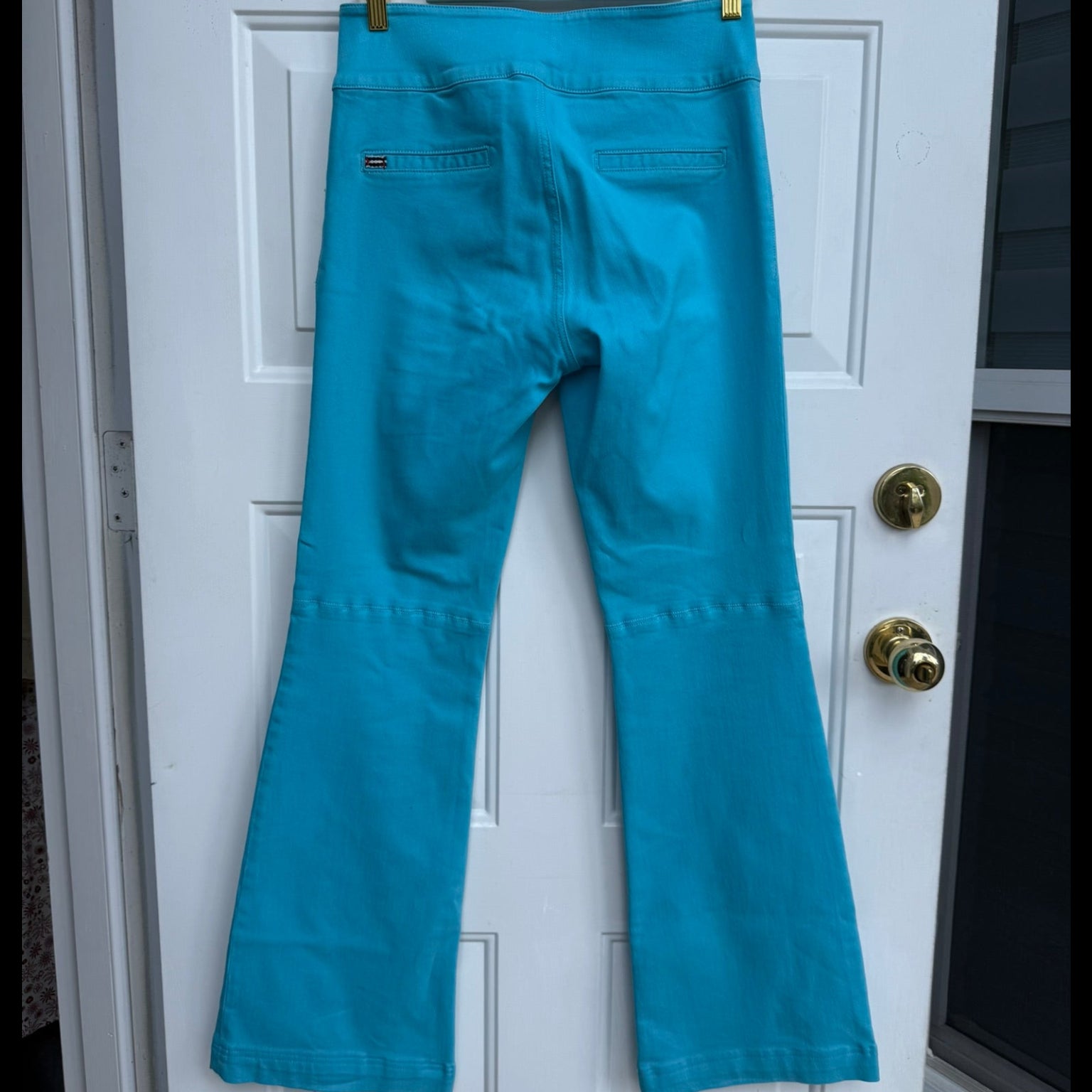 Alice & Olivia Turquoise Flare Jeans Size 29