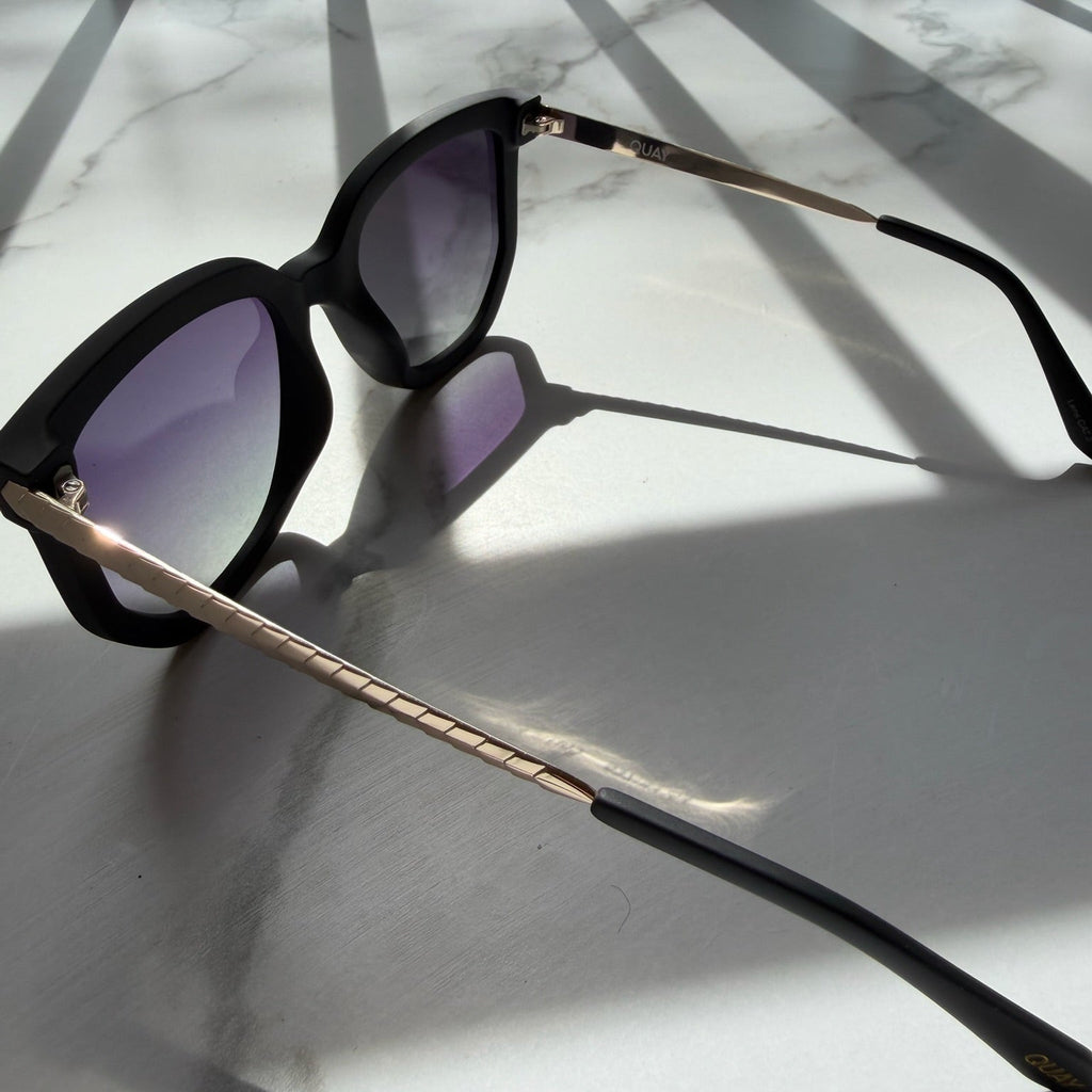 Quay Coffee Run Polarized Black Cat-Eye Sunglasses with Case