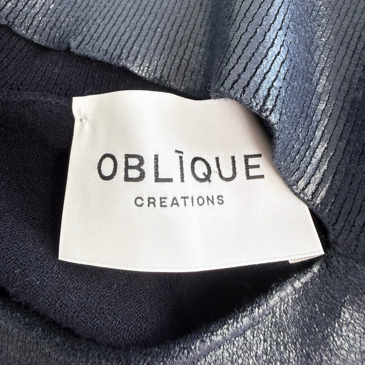 Oblique Creations Coated Mock-Neck Sweater Size 2 (Medium)