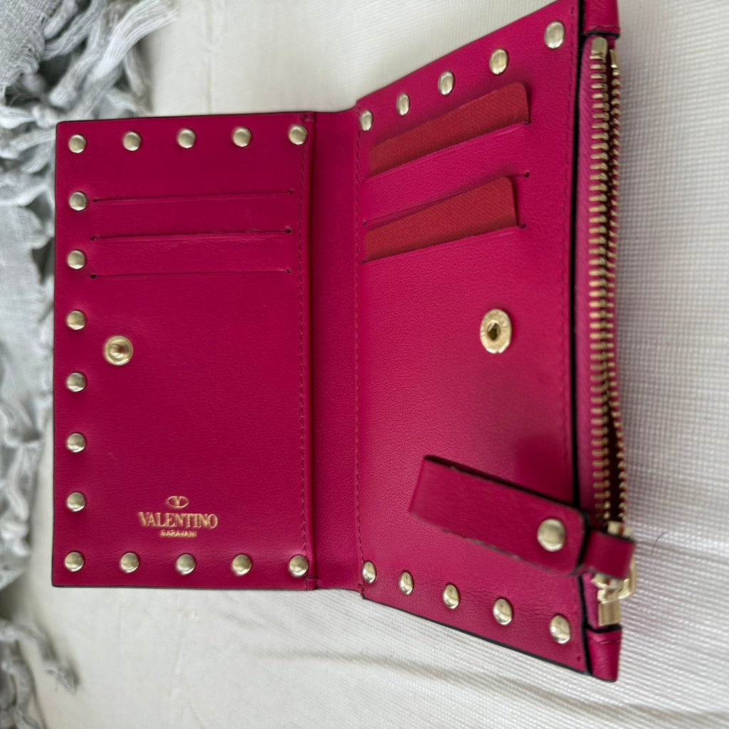Valentino Garavani Rockstud Continental Wallet -Fuchsia