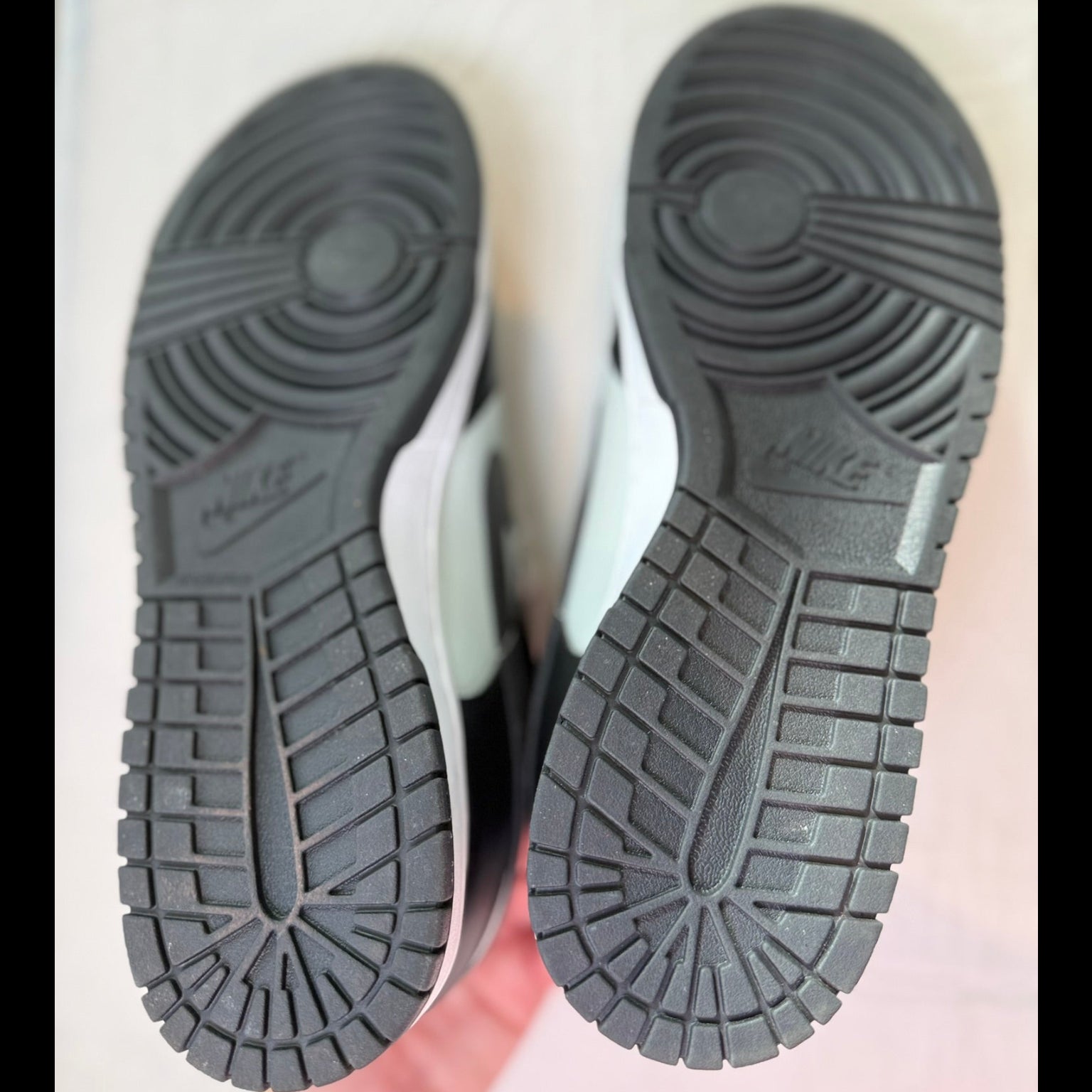 Nike Dunk Loe Retro Sneakers Size 12