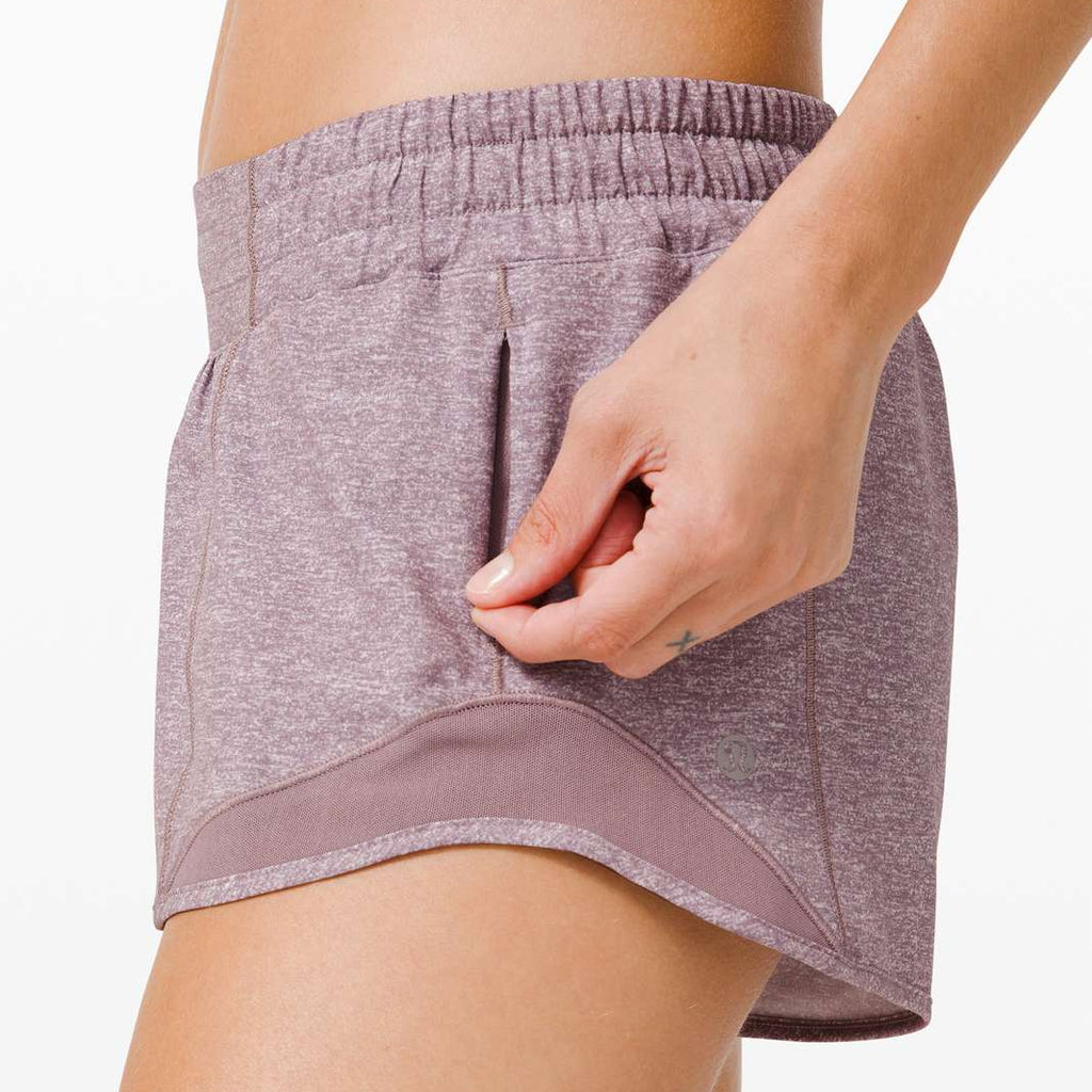 Lululemon Hotty Hot Short II *2.5" Size 6