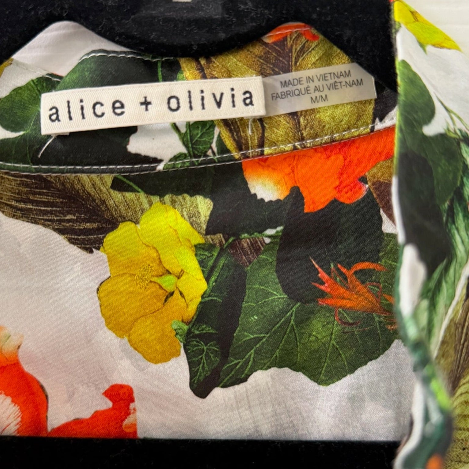 Alice & Olivia Floral Tiered Shirtdress Size M