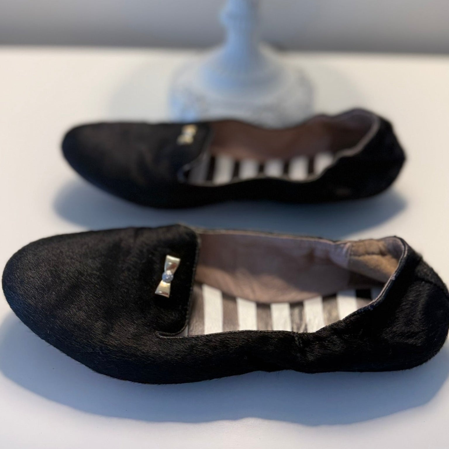 Henri Bendel Black Calf Hair Bow Flats Size 7 | Designer Ballet Flats