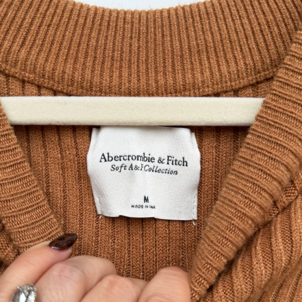 Abercrombie & Fitch Striped Ribbed Sweater Size M
