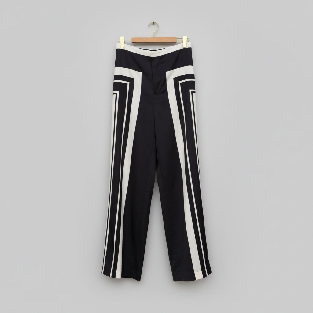 Commense Black and White Graphic Print Trousers Size S