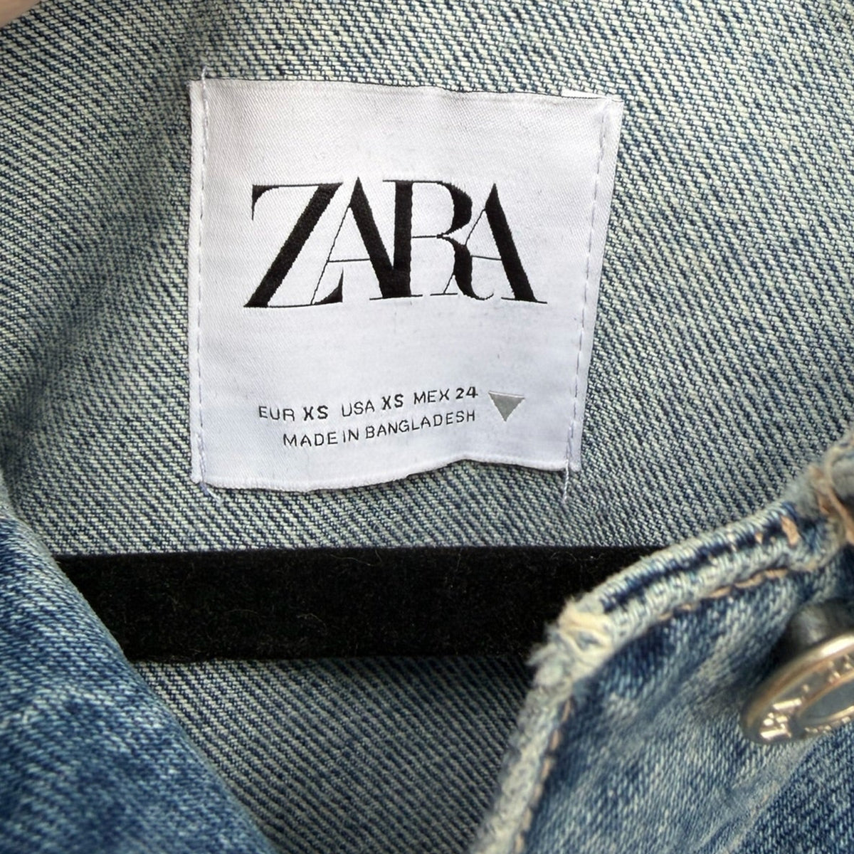 Zara Two-Tone Cropped Distressed Denim Jacket Size XS
