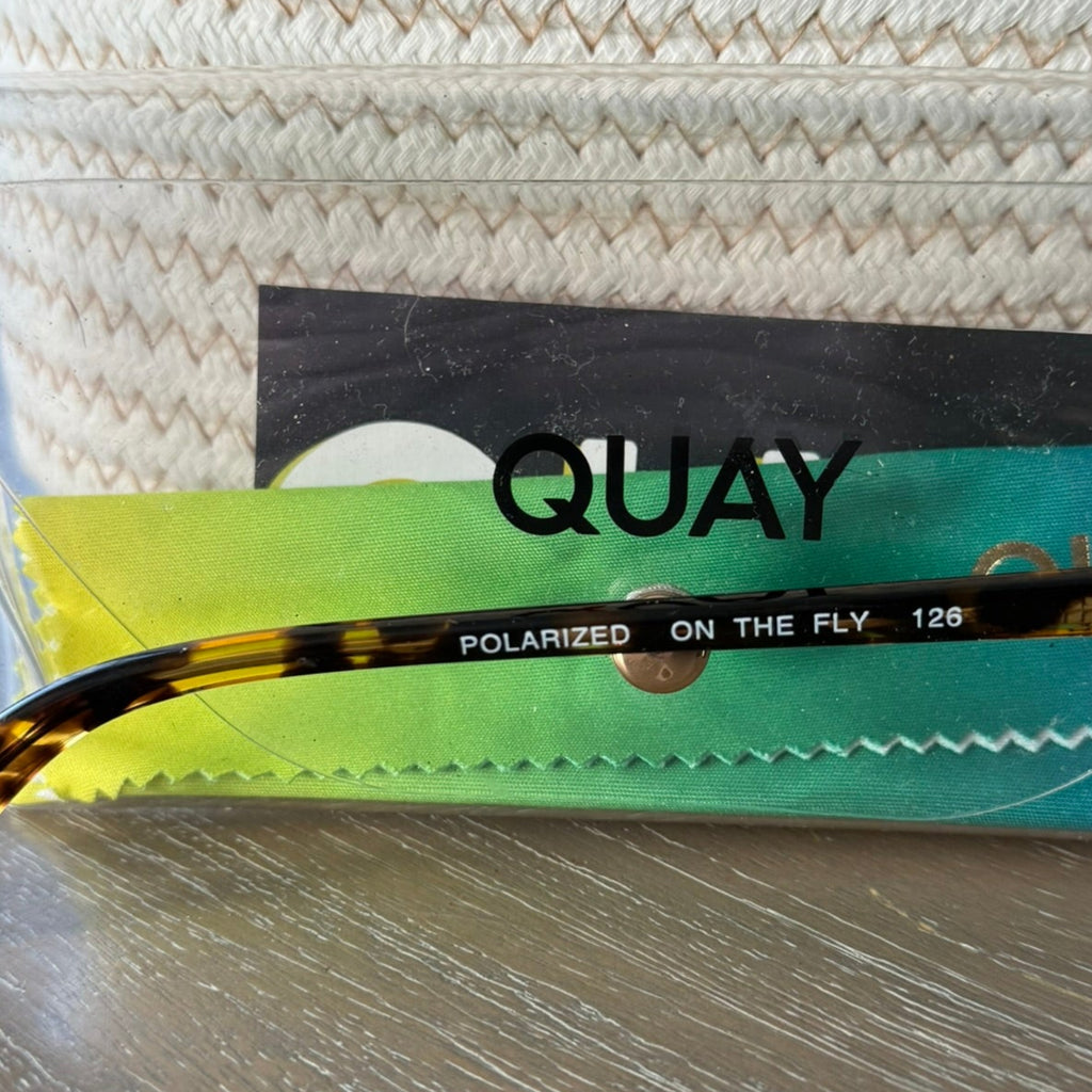 Quay On the Fly Tortoise Frame / Smoke Polarized Lens