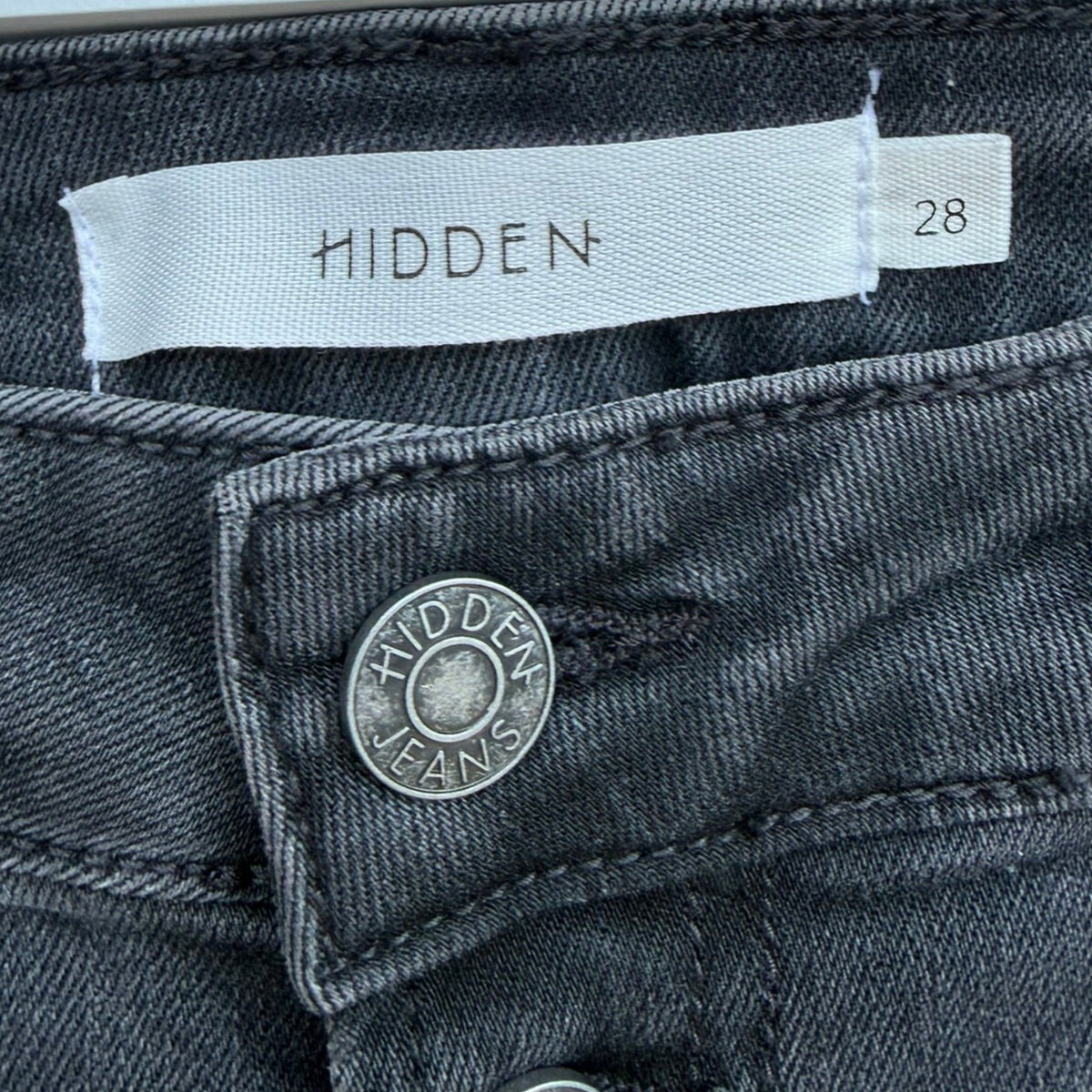 Hidden Jeans Black Exposed Button Cropped Flare Jeans Size 28