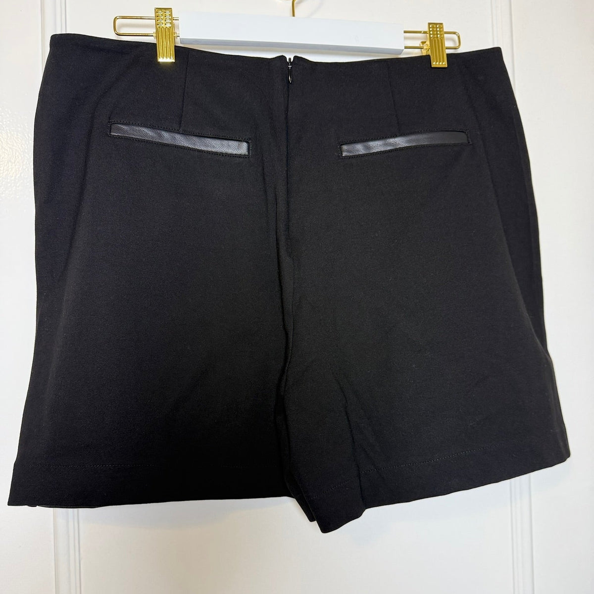 Cabi Jett Faux Leather Skort Style 4585 Size 16
