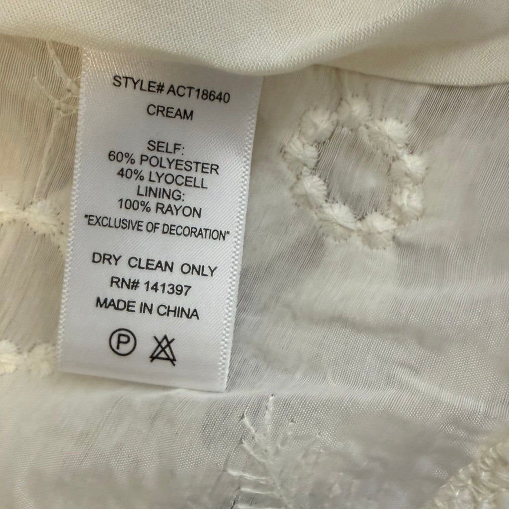 ASTR the Label Floral Embroidered Cami Size S