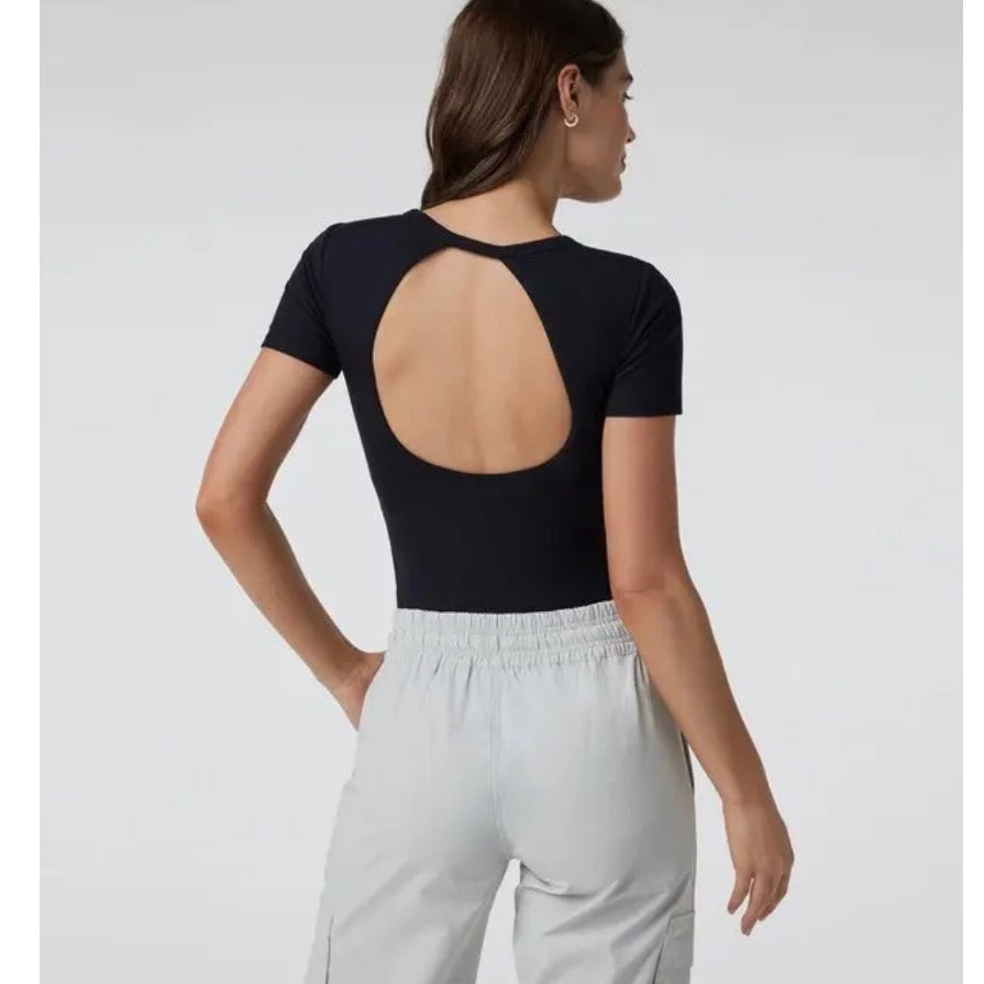 Vuori Short Sleeve Pose Bodysuit Size Small