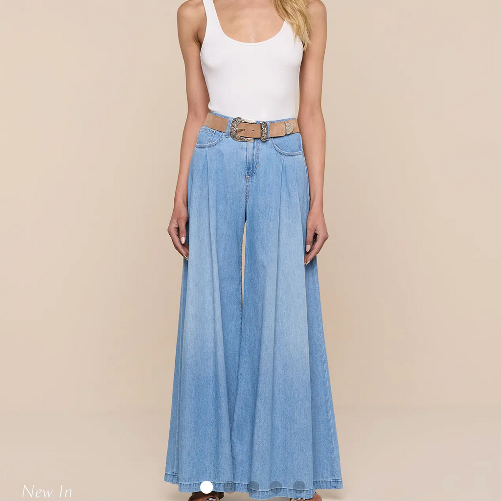 L'Agence Lorenza High-Rise Wide Leg Jeans Light Wash Size 28