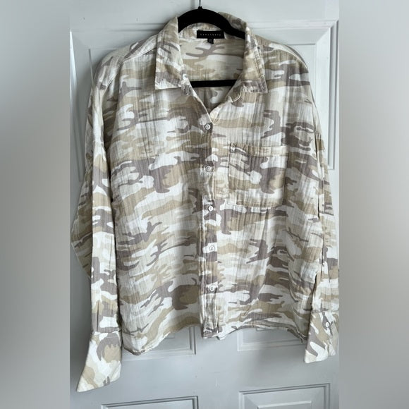 Sanctuary Beige Camo Long Sleeve Button Down Shirt Size L