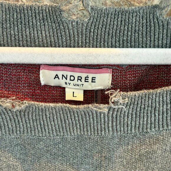 Andree By Unit Distressed Sweater | Lips | Kiss | L