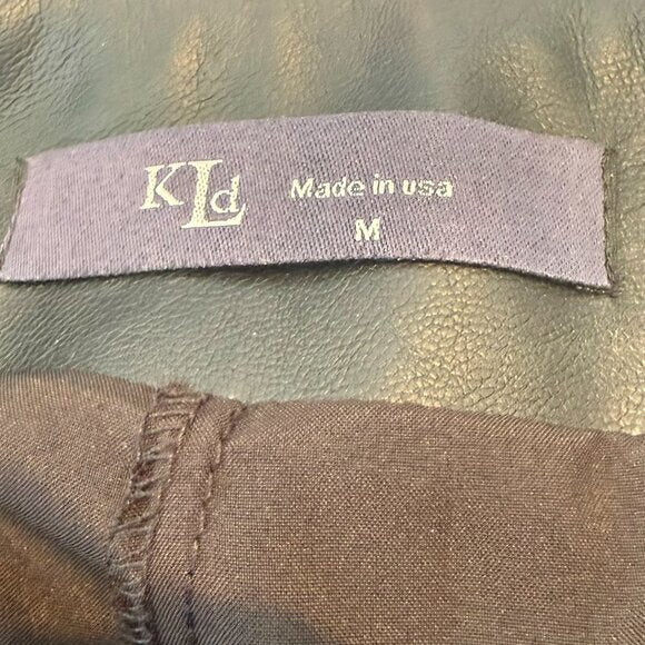 KLD Faux Leather A-Line Mini skort Size Medium